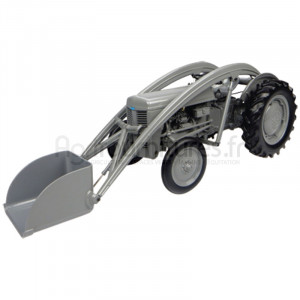Ferguson TEA-20 (1947) avec chargeur frontal Universal Hobbies