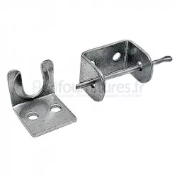 Fixation pour attache-capot court