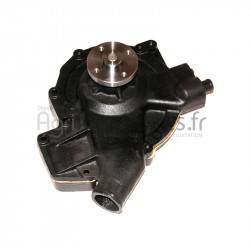Pompe à eau de refroidissement Bepco 26/130-210 pour tracteur