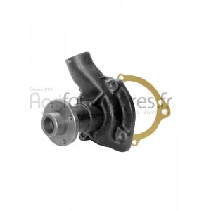 Pompe à eau de refroidissement Bepco 24/130-74 pour moissonneuse - batteuse