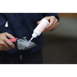 Huile pour tondeuse 90 ml Aesculap