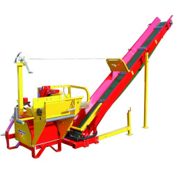 Scie circulaire à chevalet sur tracteur XYLOSCIE 700 T PRO II avec tapis 4 m Rabaud