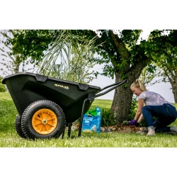 Brouette en plastique Cub Cart Polar - 198 Litres, noir, 127 x 71 x 74 cm