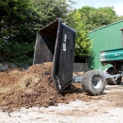 Remorque basculante JFC Agri, 500 L, tout terrain à vérin à gaz