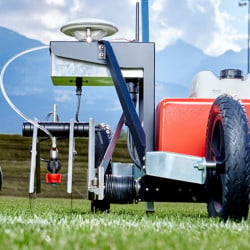 Appareil traçage semi autonome SWOZI Pico, tablette Samsung pro, abonnement annuel 3 sports (foot, rugby, athlétisme), base RTK