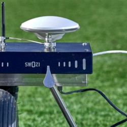 Appareil traçage semi autonome SWOZI Push, tablette Samsung pro, abonnement annuel 3 sports (foot, rugby, athlétisme), base RTK